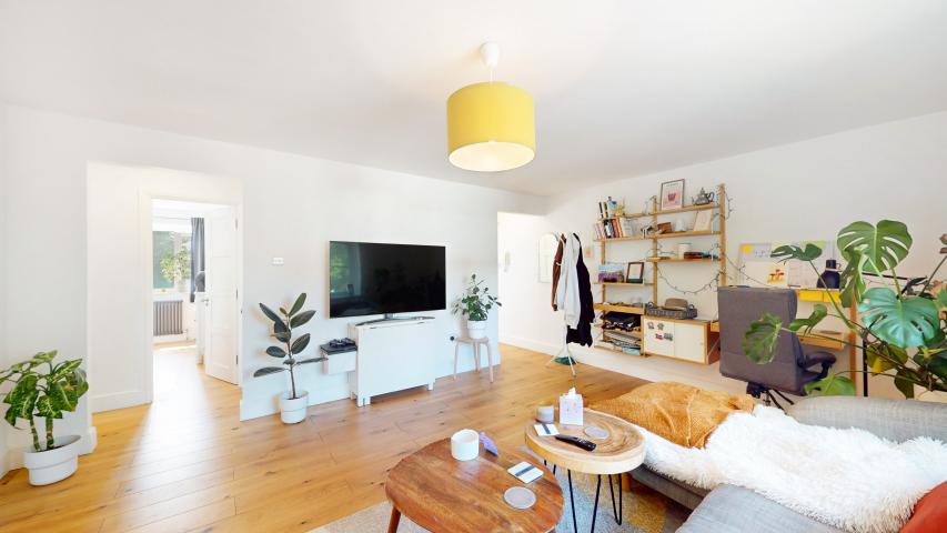 Modern Apartment Hawarden Hill, Dollis Hill